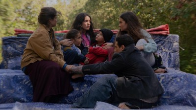 Những Mảnh Đời Vô Định - The Stranded